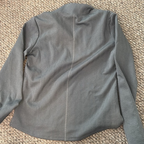New- Nike women’s quarter zip - Picture 4 of 4